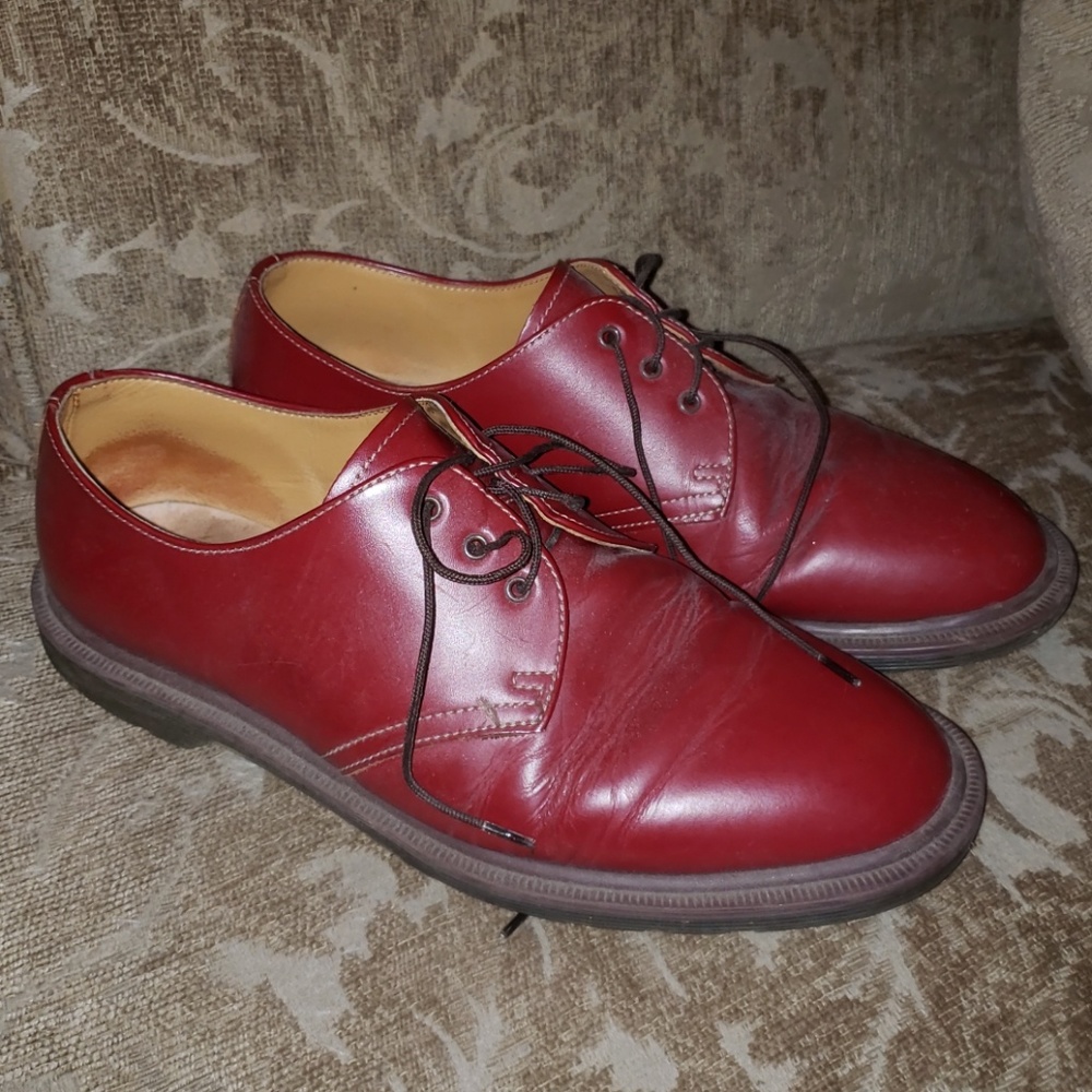Doc Martens 3 hole Red size 7uk /8mens /9-10womens